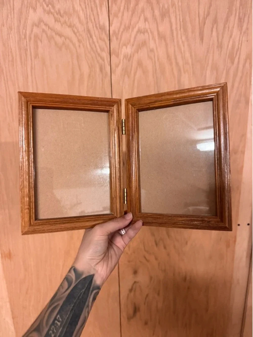 Folding oak picture frame